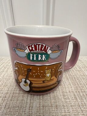 Central Perk Friends Smelly Cat 20 oz Ceramic Coffee Mug Silver Buffalo NEW